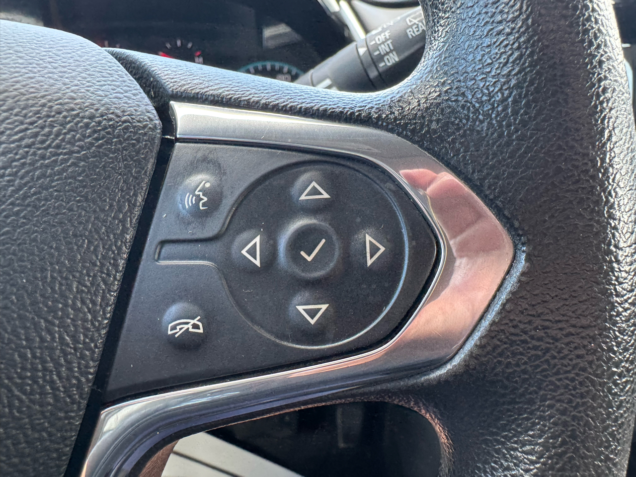 2020 Chevrolet Traverse 1LS photo 17