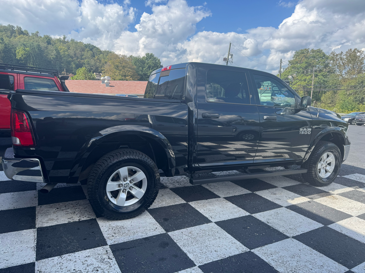 2016 Ram 1500 Outdoorsman photo 4