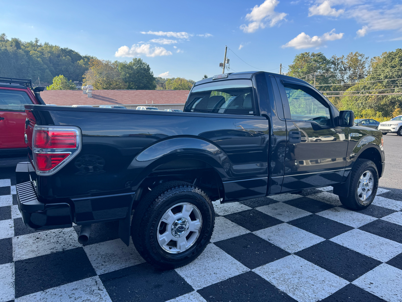 2014 Ford F-150 STX photo 4
