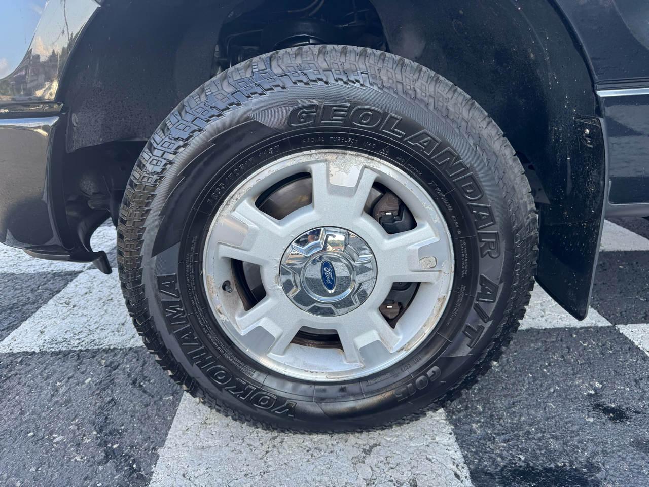 2014 Ford F-150 STX photo 19