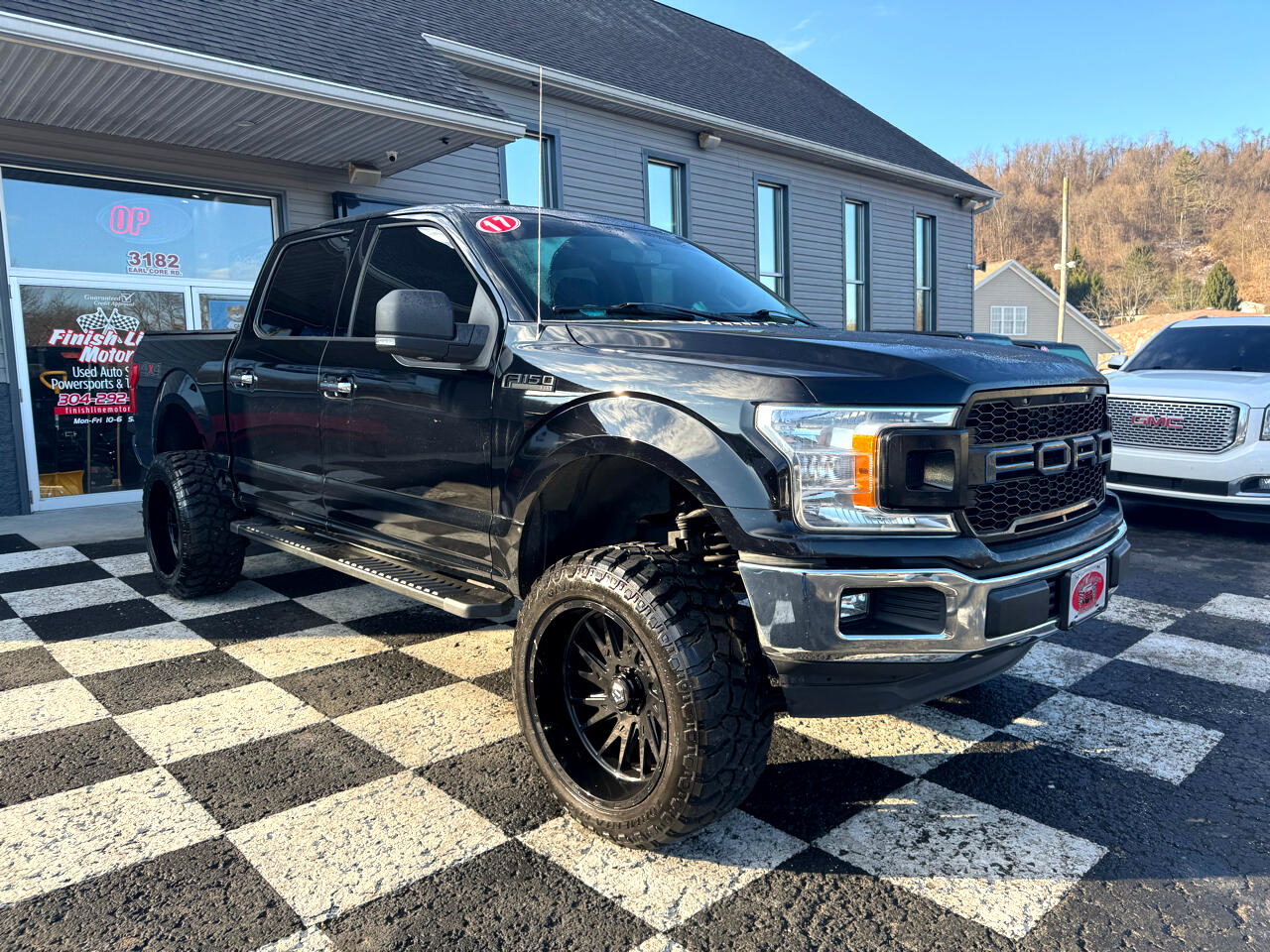 Ford F-150 4WD SuperCrew 139" XLT 2018