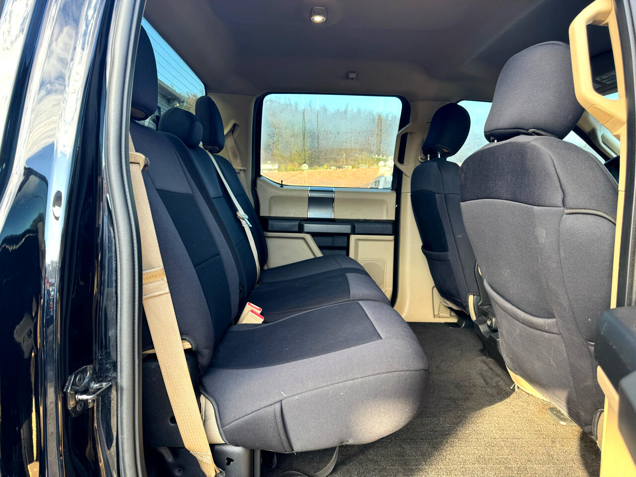 Ford F-150 4WD SuperCrew 139" XLT 2018