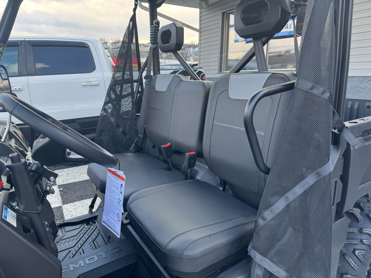 CFMOTO UFORCE 600  2026