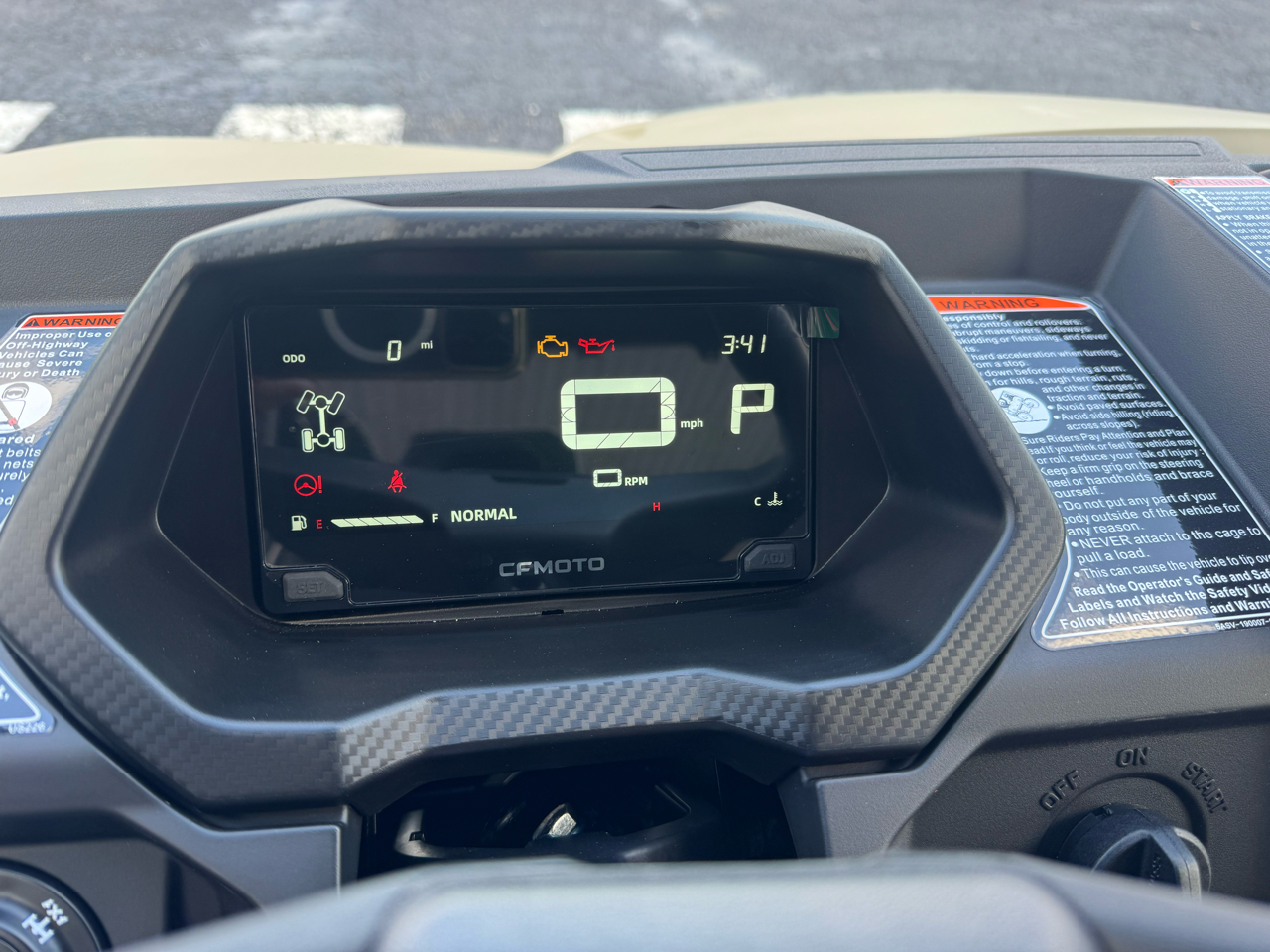 CFMOTO UFORCE 600  2026