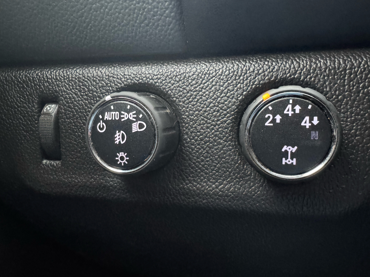 Chevrolet Colorado 4WD Crew Cab 140.5" Z71 2015