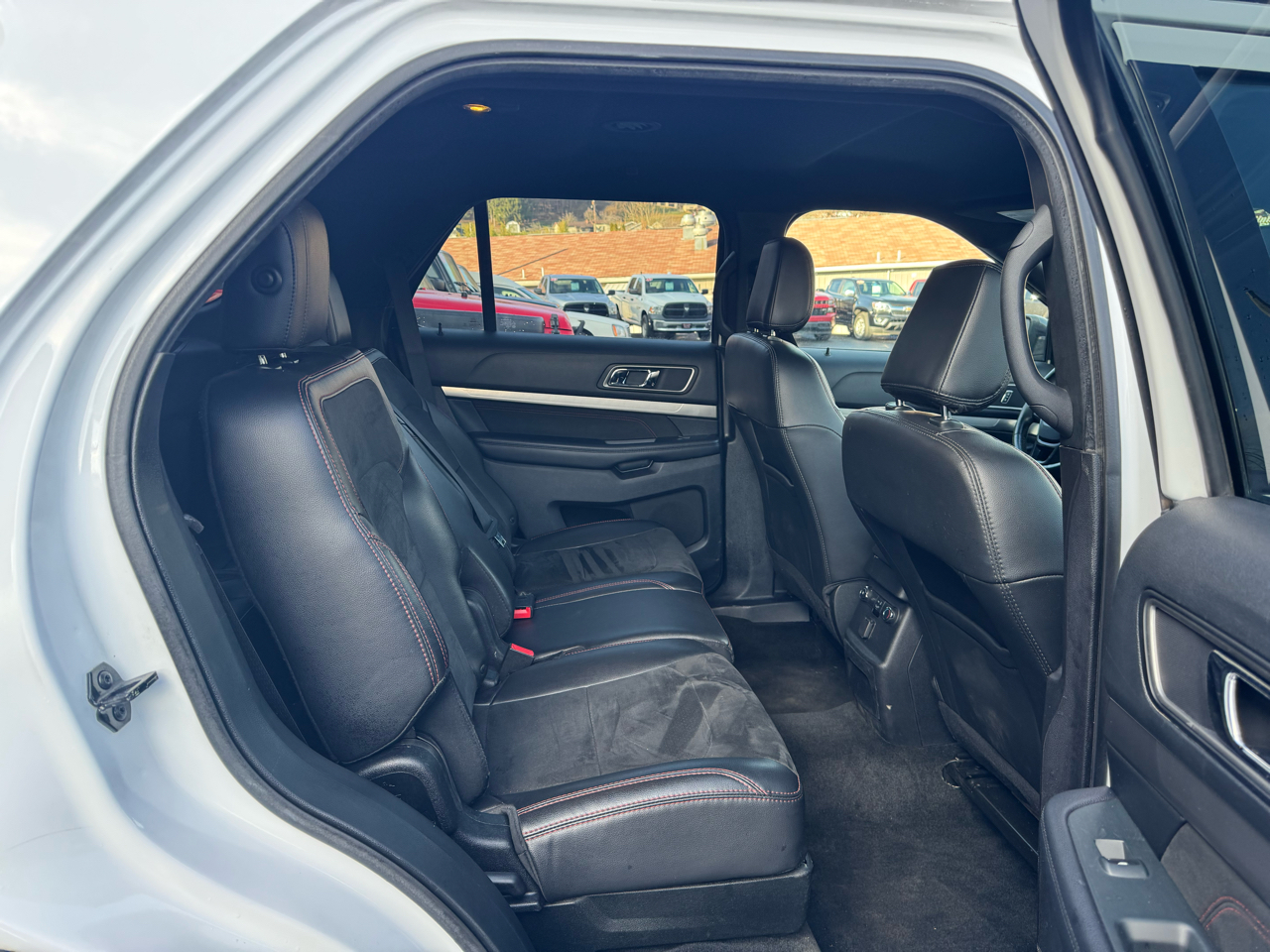 Ford Explorer XLT 4WD 2018