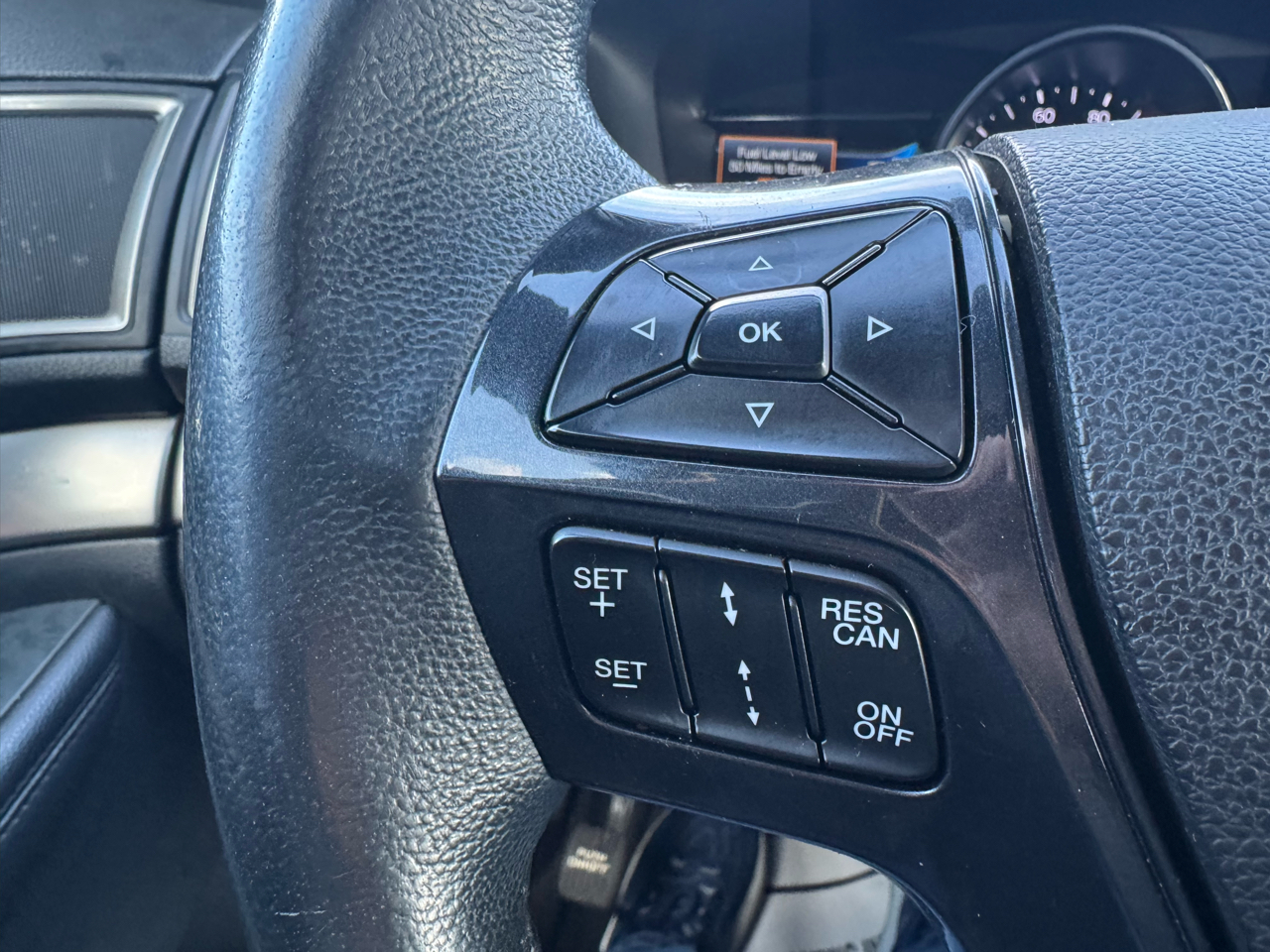 Ford Explorer XLT 4WD 2018