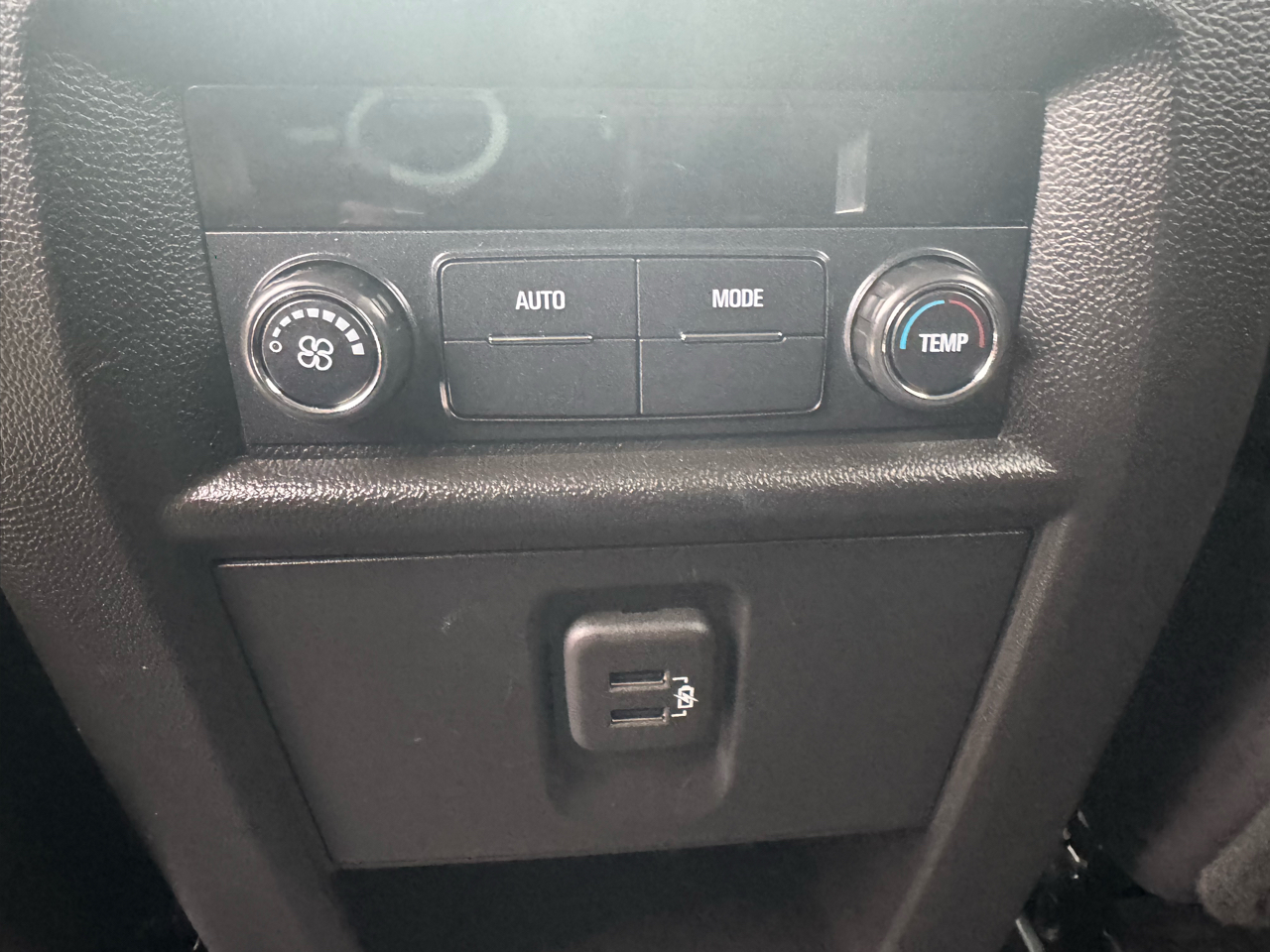 Chevrolet Traverse AWD 4dr LT Cloth w/1LT 2019