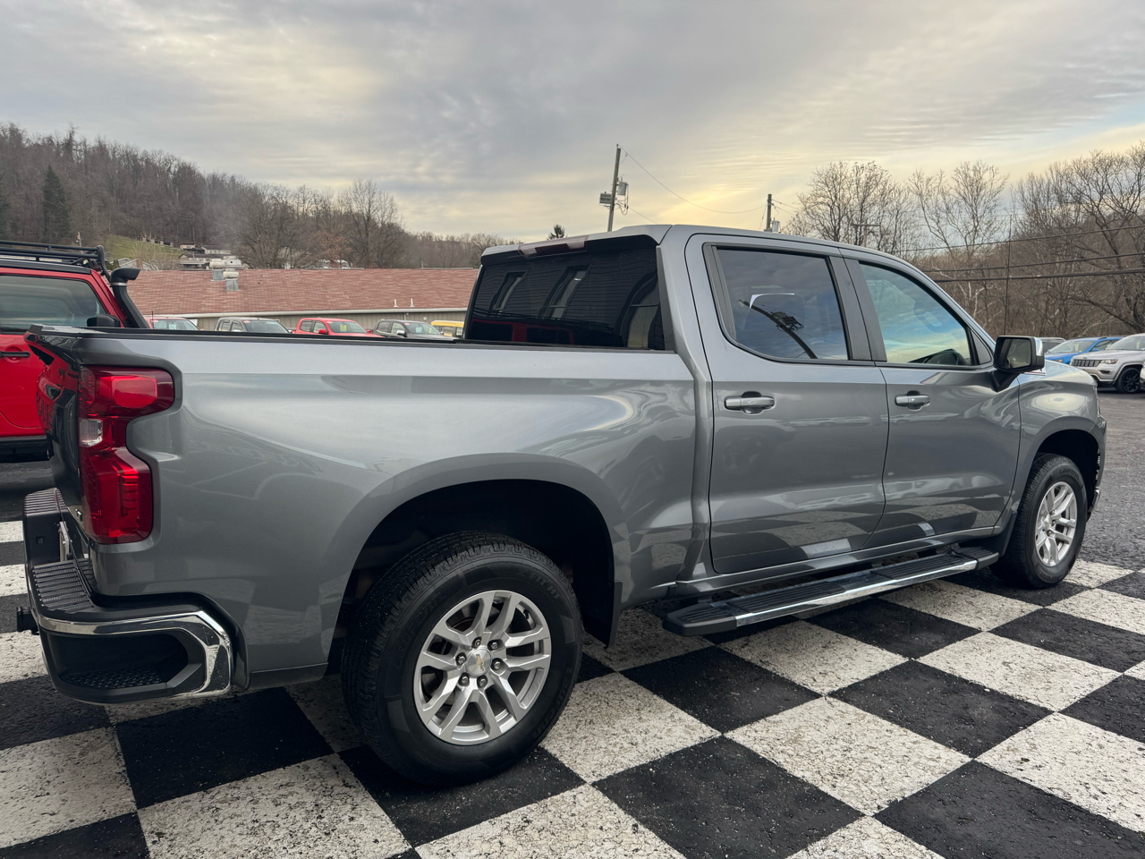 Chevrolet Silverado 1500 4WD Crew Cab 147" LT w/1LT 2021