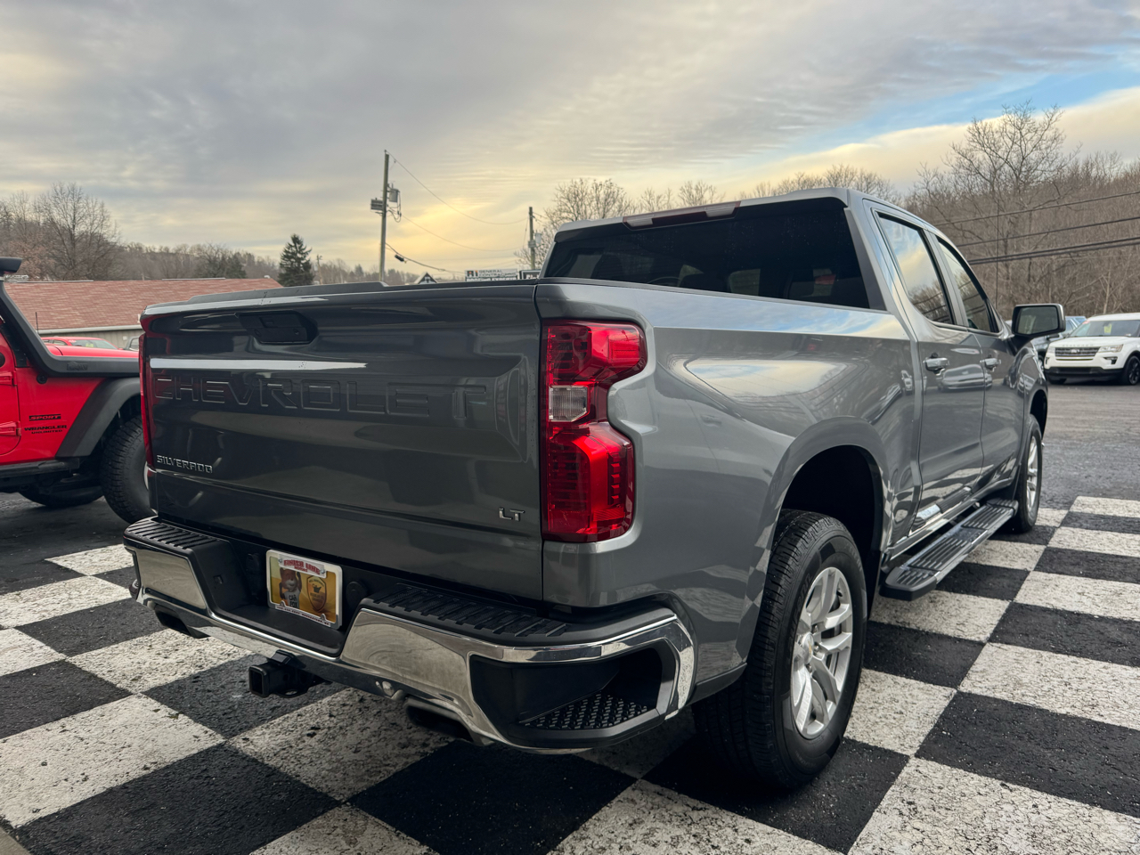 Chevrolet Silverado 1500 4WD Crew Cab 147" LT w/1LT 2021