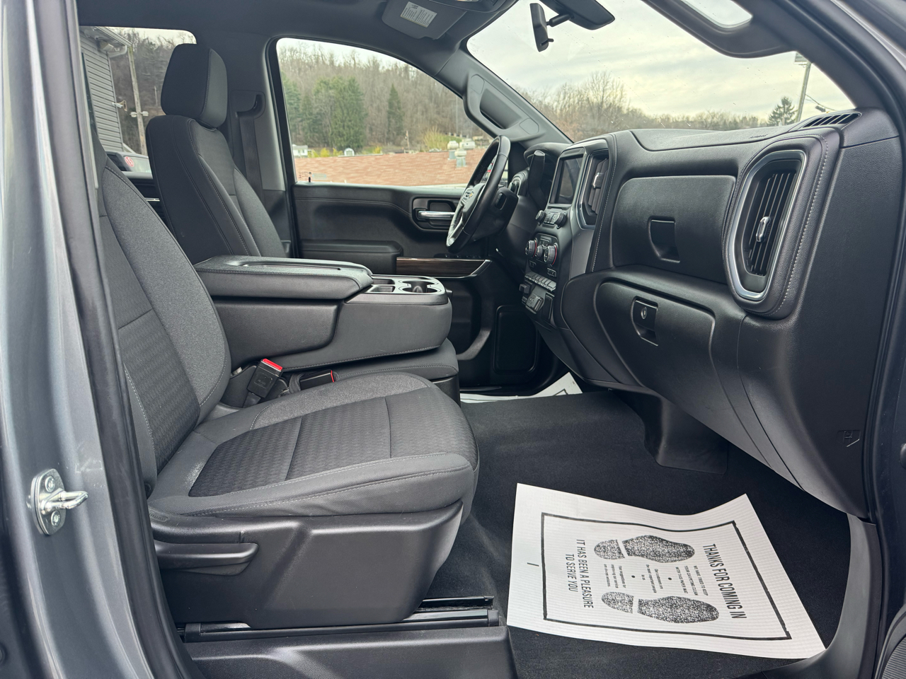 Chevrolet Silverado 1500 4WD Crew Cab 147" LT w/1LT 2021