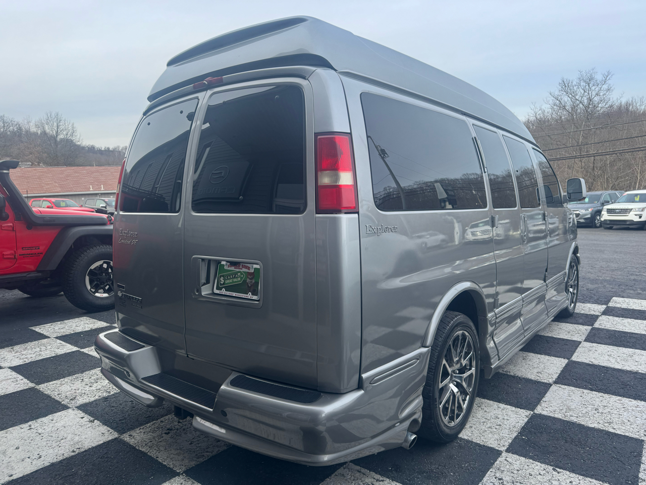 Chevrolet Express Van  2011