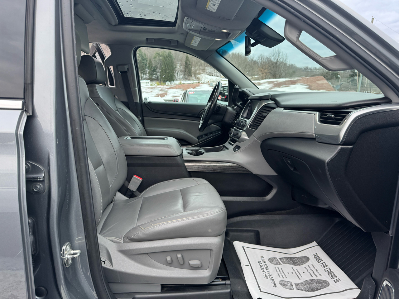 Chevrolet Suburban 4WD 4dr 1500 LT 2018