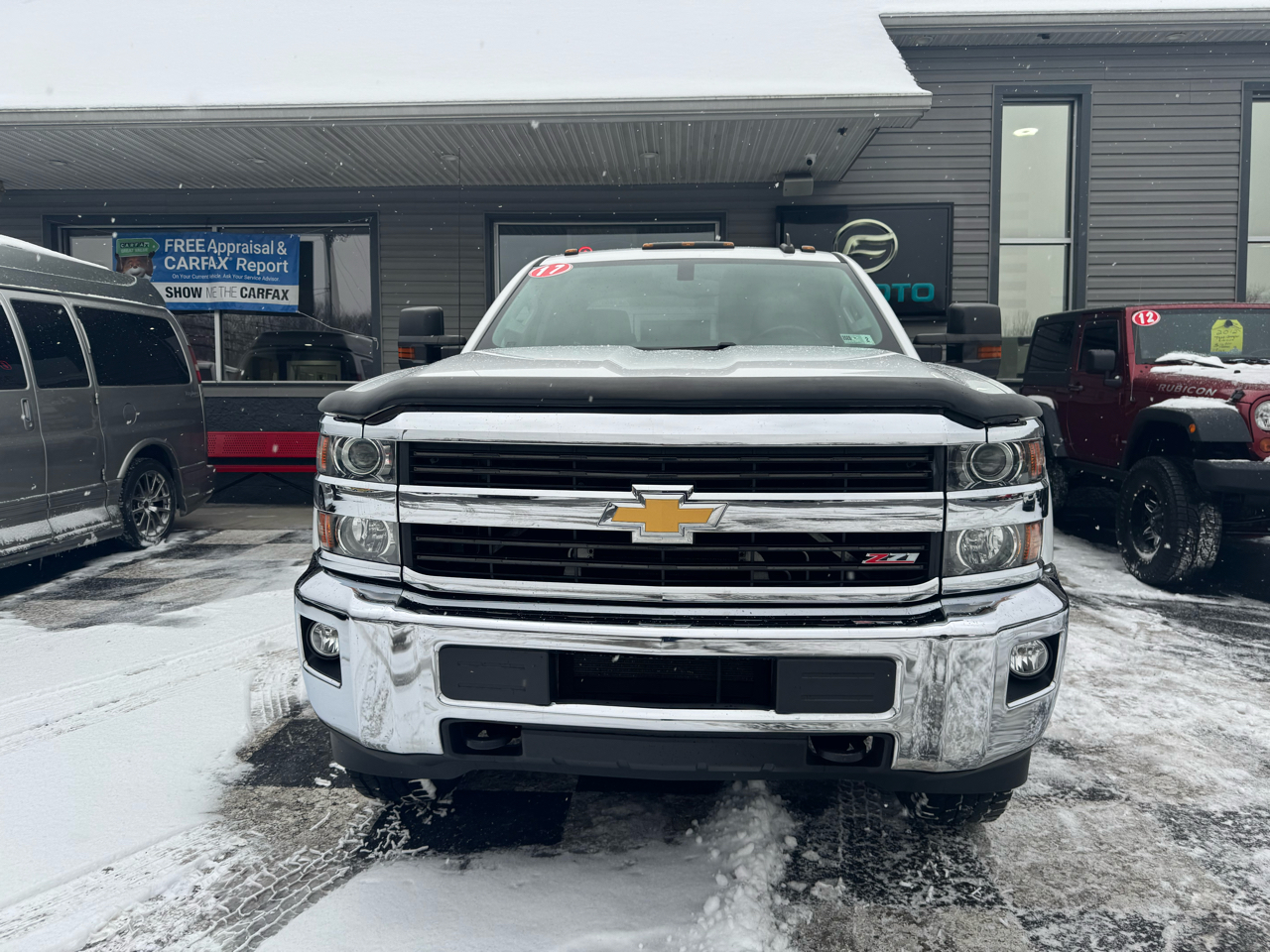 Chevrolet Silverado 2500HD 4WD Double Cab 144.2" LT 2017