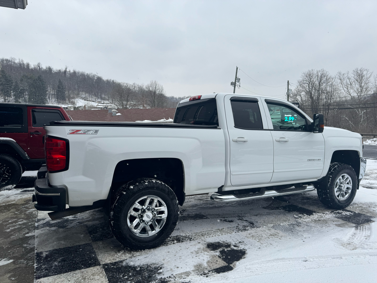 Chevrolet Silverado 2500HD 4WD Double Cab 144.2" LT 2017