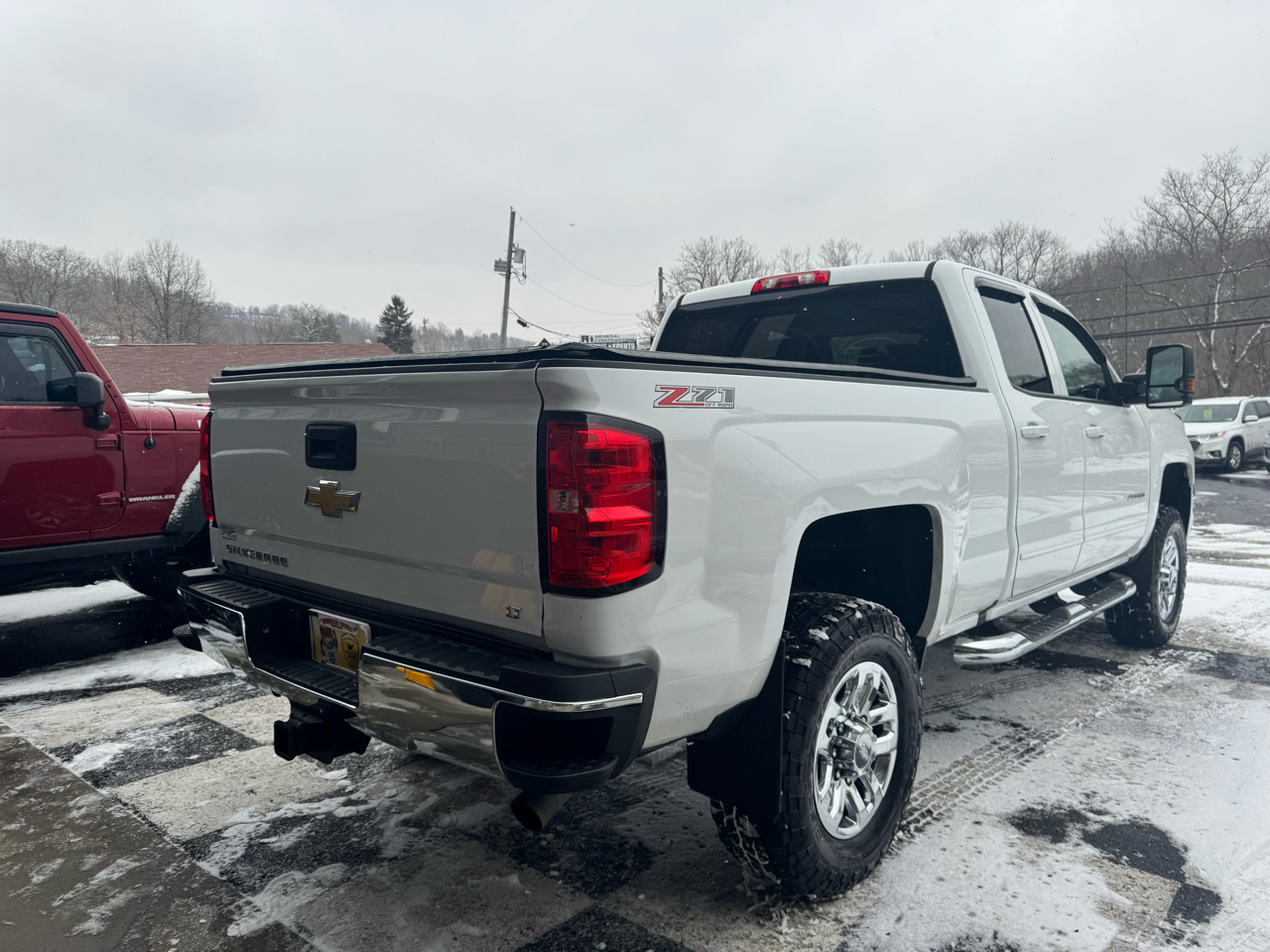 Chevrolet Silverado 2500HD 4WD Double Cab 144.2" LT 2017