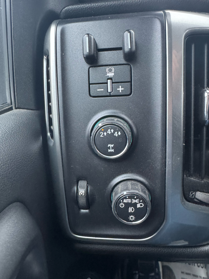 Chevrolet Silverado 2500HD 4WD Double Cab 144.2" LT 2017