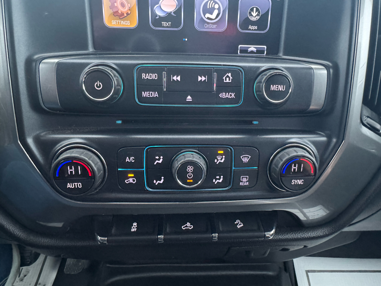 Chevrolet Silverado 2500HD 4WD Double Cab 144.2" LT 2017