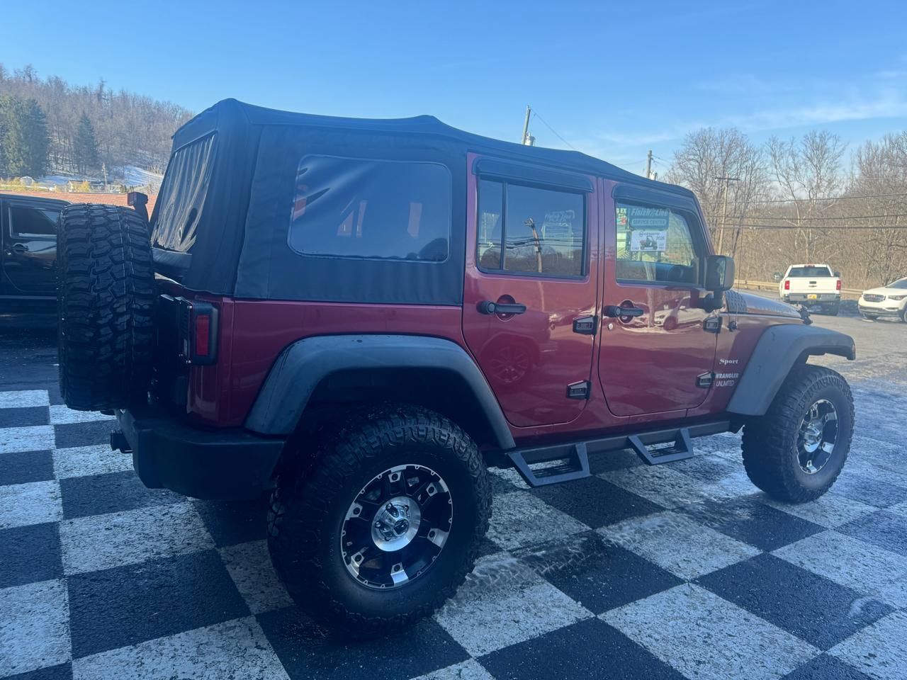 Jeep Wrangler Unlimited 4WD 4dr Sport 2013
