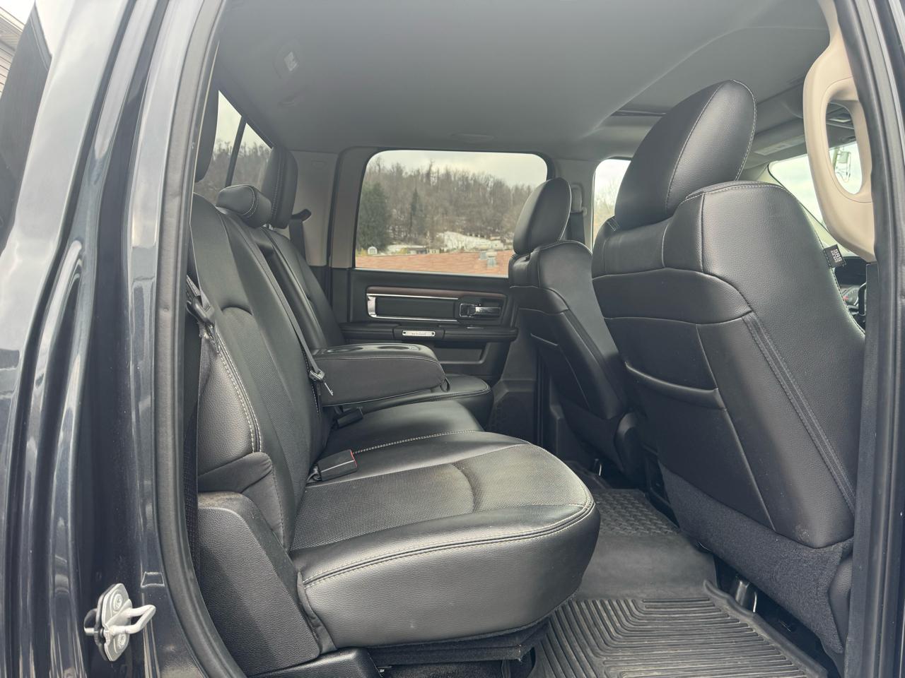 RAM 2500 4WD Crew Cab 149" Laramie Power Wagon 2014