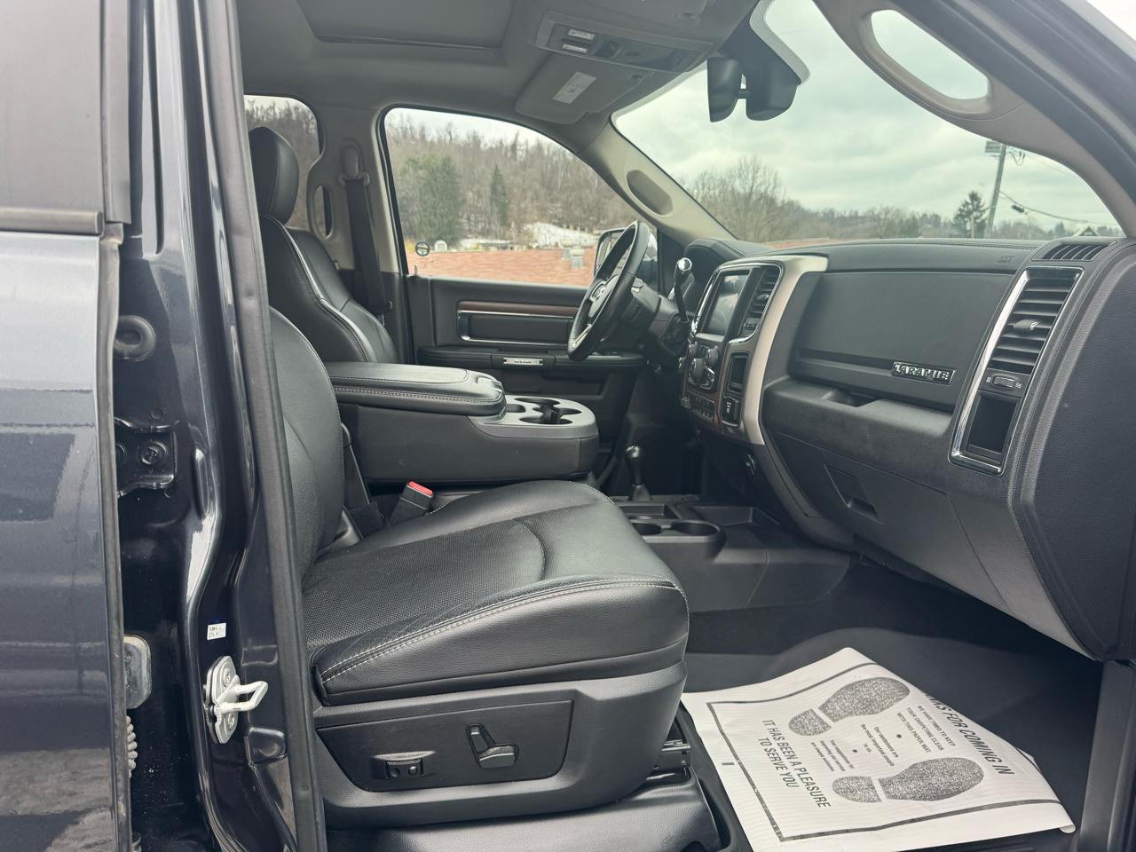 RAM 2500 4WD Crew Cab 149" Laramie Power Wagon 2014