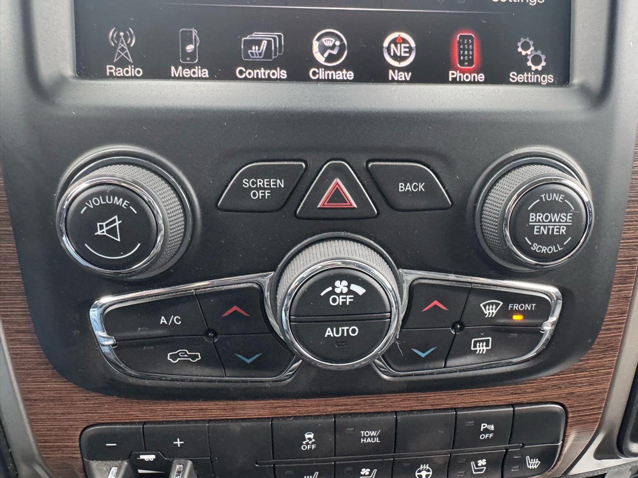 RAM 2500 4WD Crew Cab 149" Laramie Power Wagon 2014