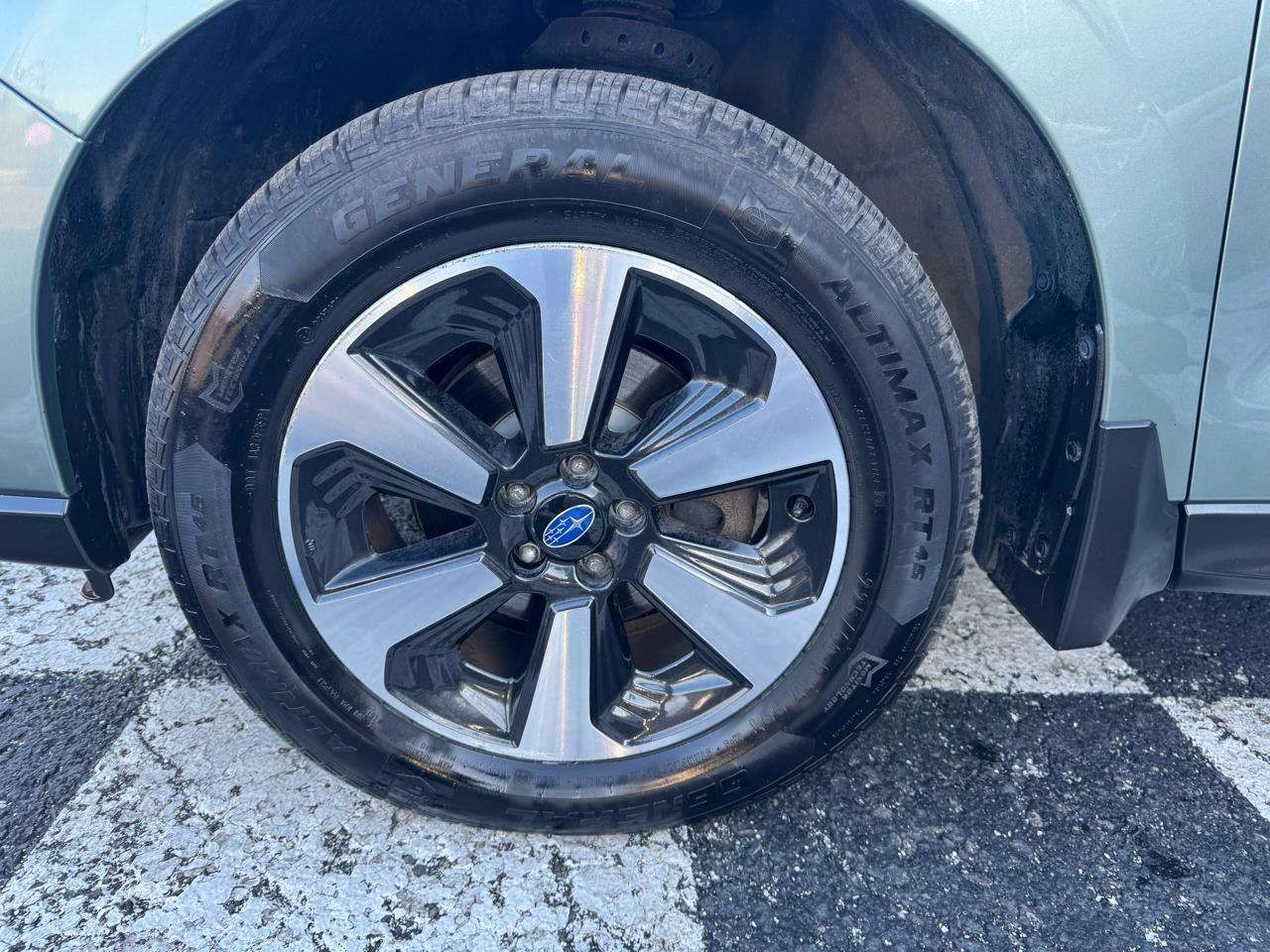 Subaru Forester 2.5i Premium CVT 2017