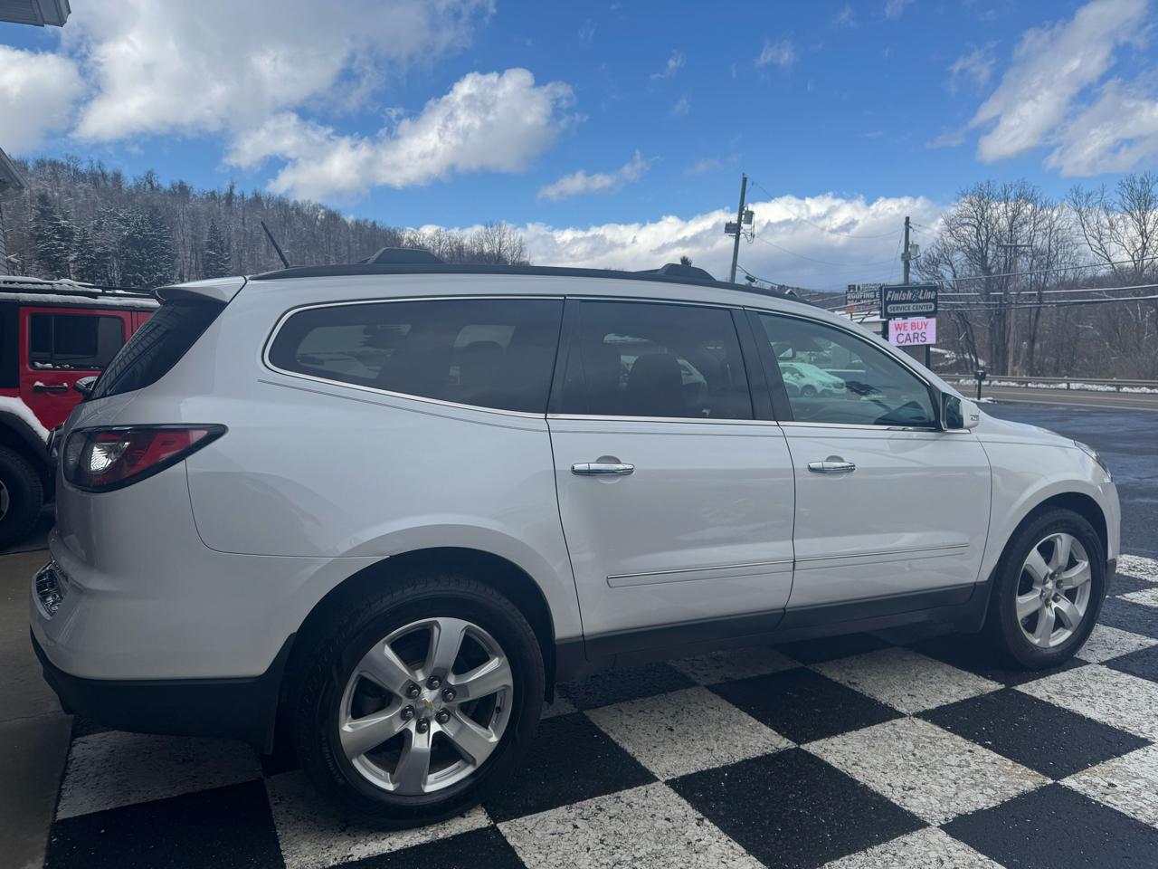 Chevrolet Traverse AWD 4dr LTZ 2016