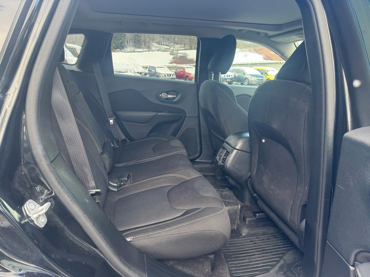 Jeep Cherokee 4WD 4dr Latitude 2016