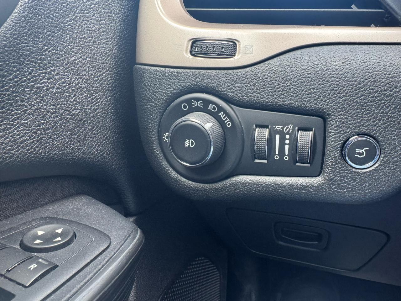 Jeep Cherokee 4WD 4dr Latitude 2016