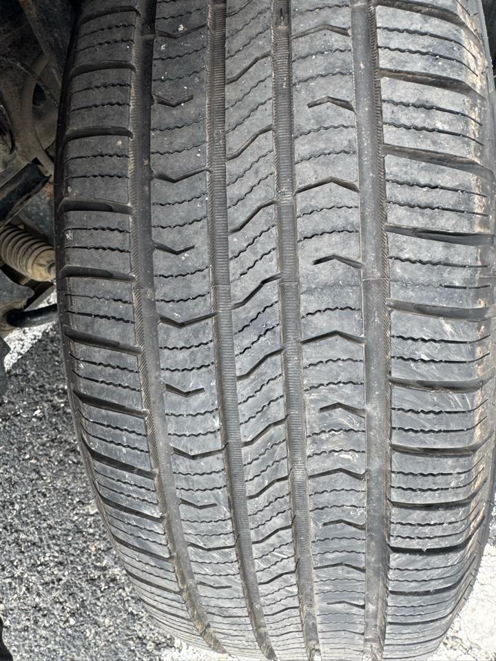 Subaru Forester 4dr CVT 2.5i PZEV 2015