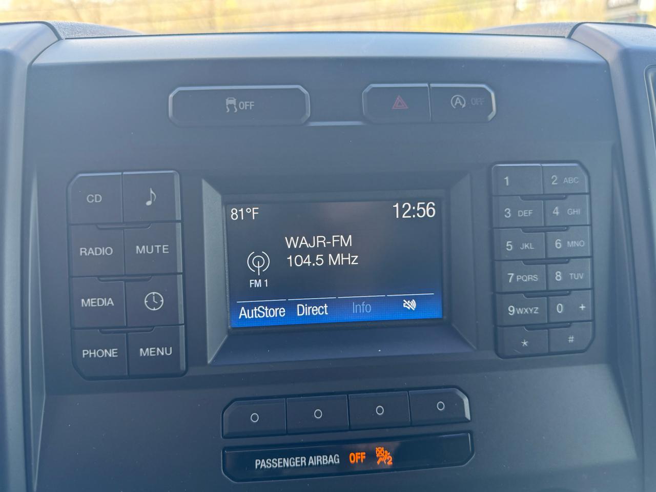 Ford F-150 4WD SuperCrew 139" XL 2017