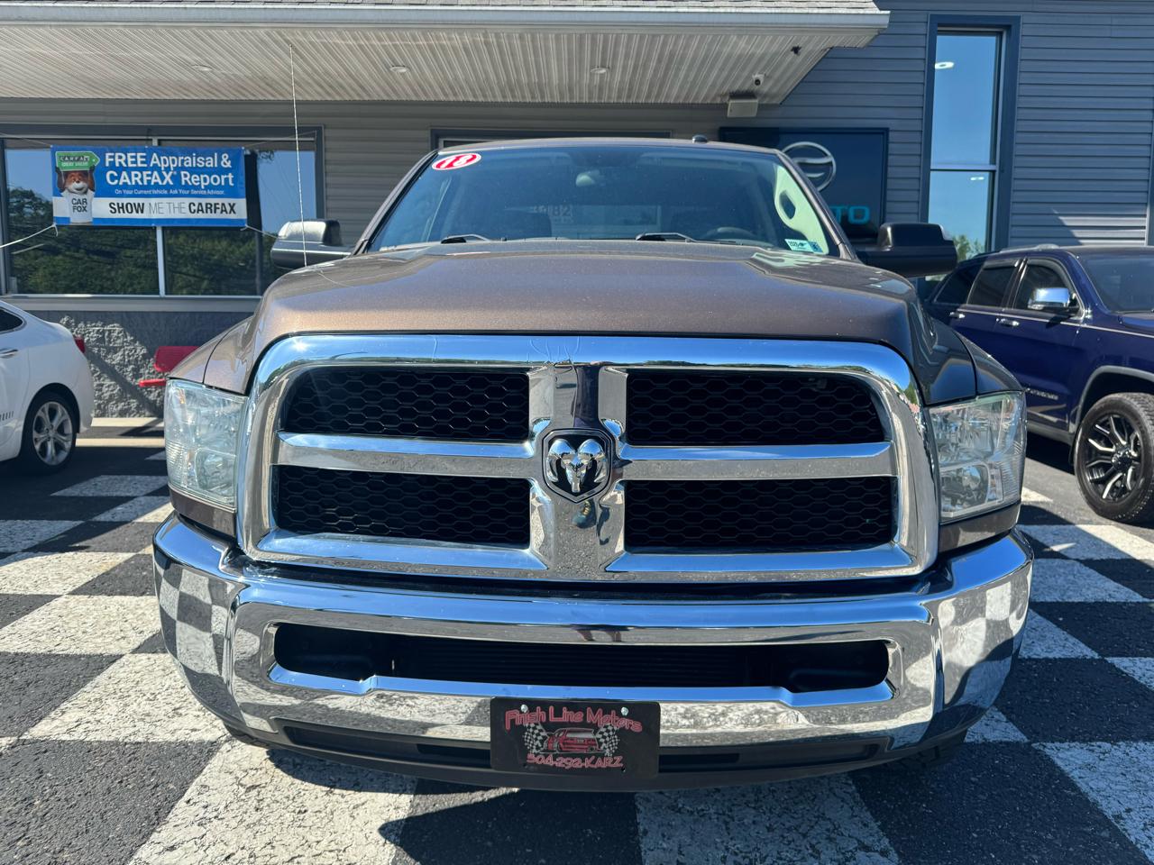 RAM 2500 Tradesman 4x4 Crew Cab 6'4" Box 2018
