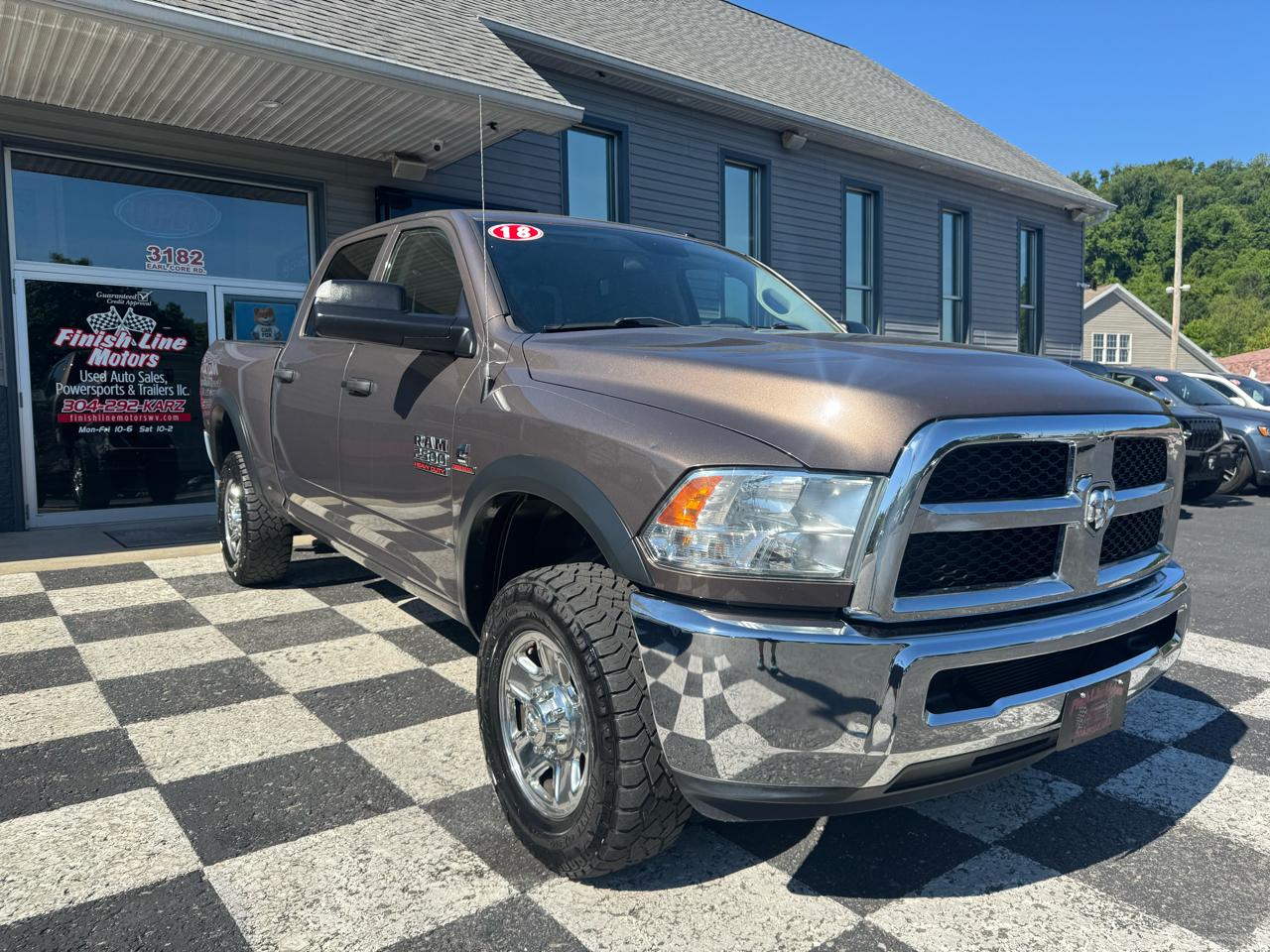 RAM 2500 Tradesman 4x4 Crew Cab 6'4" Box 2018