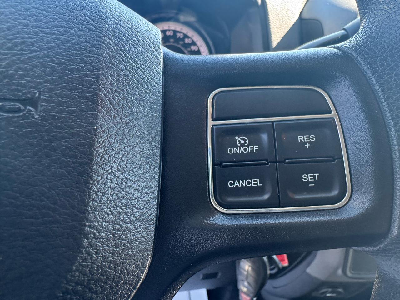 RAM 2500 Tradesman 4x4 Crew Cab 6'4" Box 2018