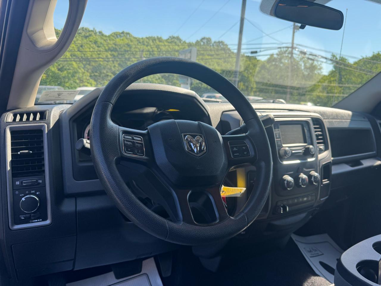 RAM 2500 Tradesman 4x4 Crew Cab 6'4" Box 2018