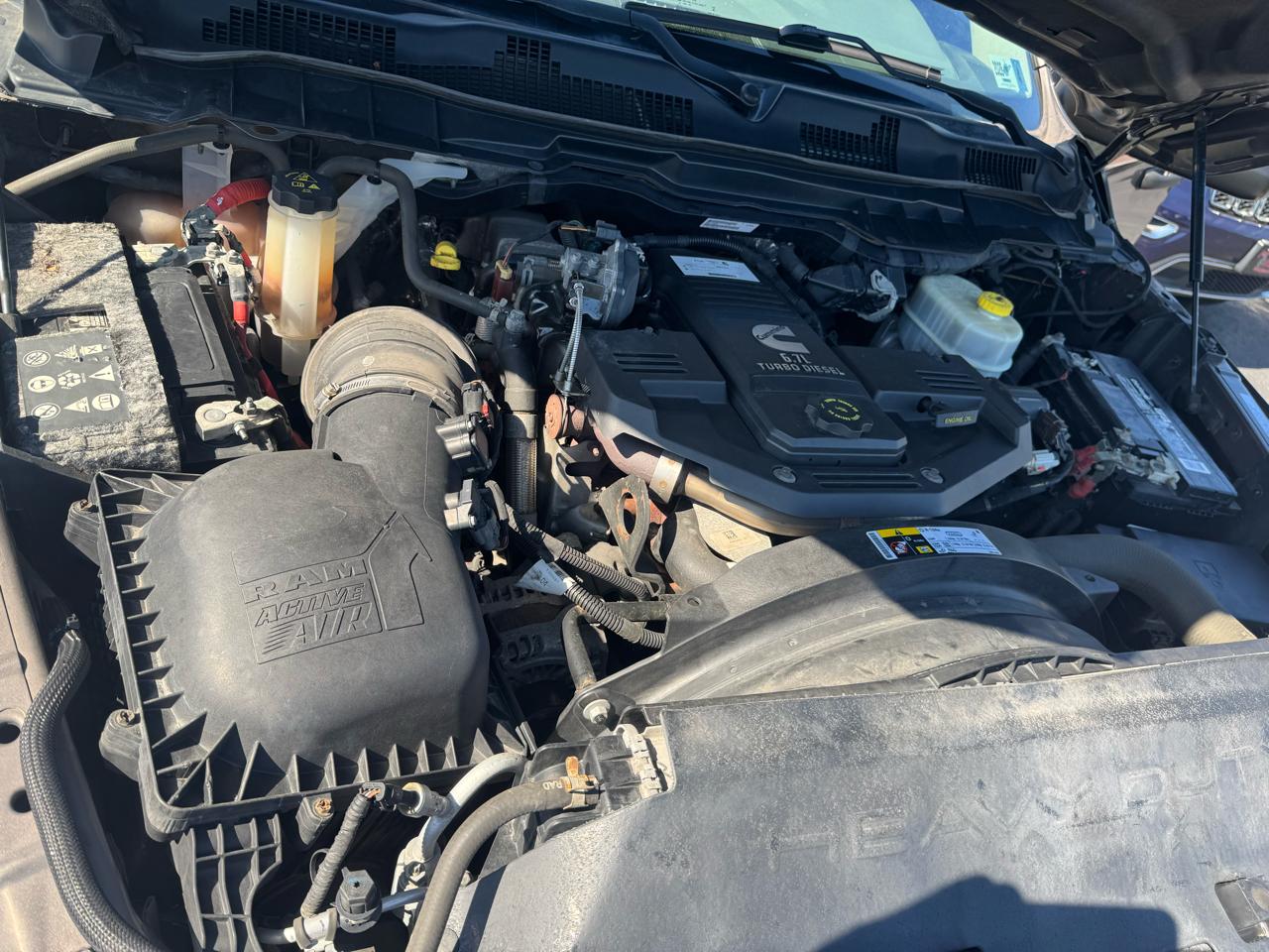 RAM 2500 Tradesman 4x4 Crew Cab 6'4" Box 2018