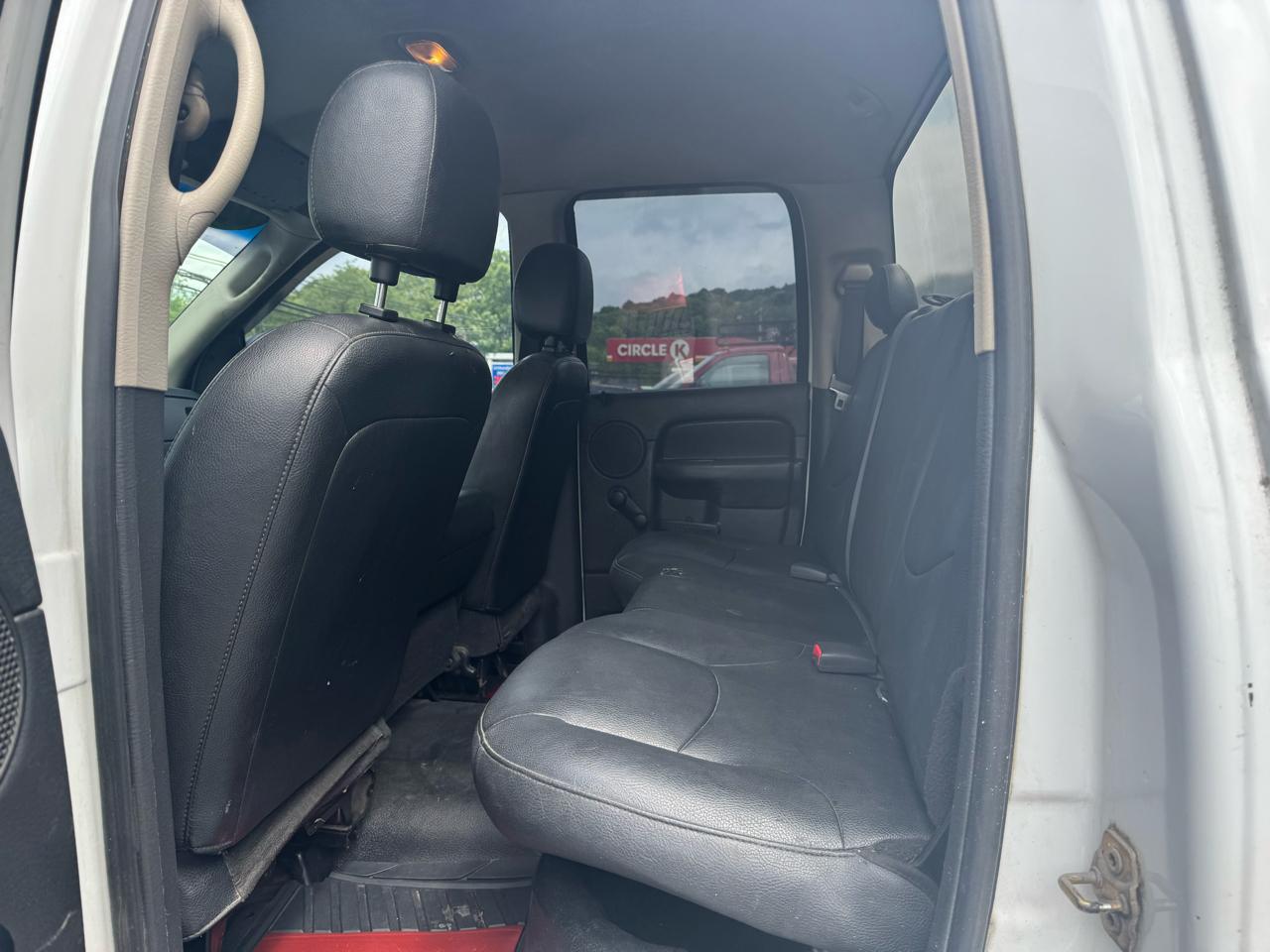 Dodge Ram 2500 4dr Quad Cab 160.5" WB 4WD ST 2005