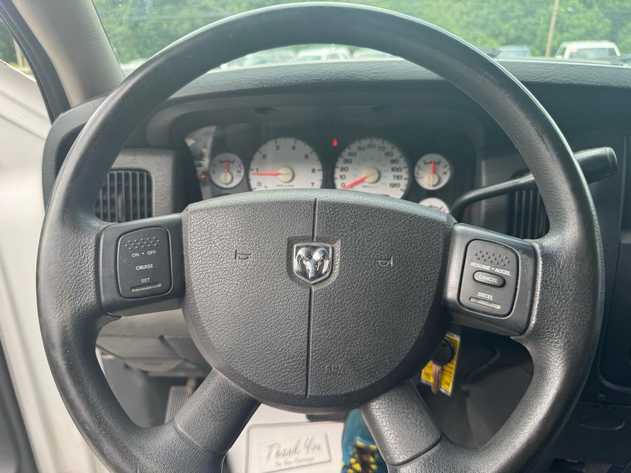Dodge Ram 2500 4dr Quad Cab 160.5" WB 4WD ST 2005