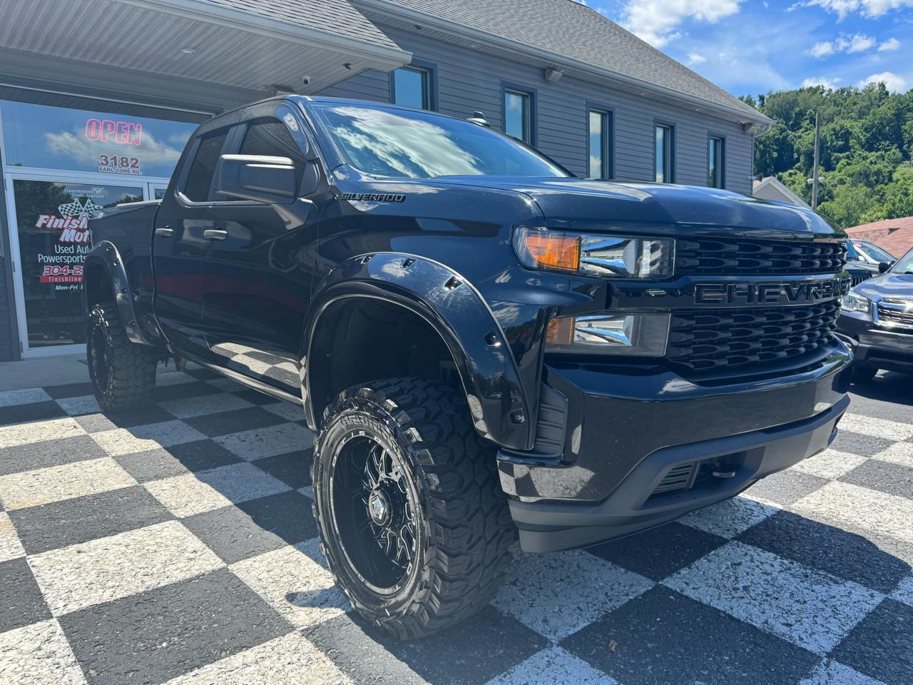 Chevrolet Silverado 1500 4WD Double Cab 147" Custom 2020