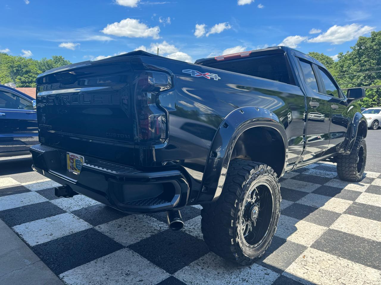 Chevrolet Silverado 1500 4WD Double Cab 147" Custom 2020
