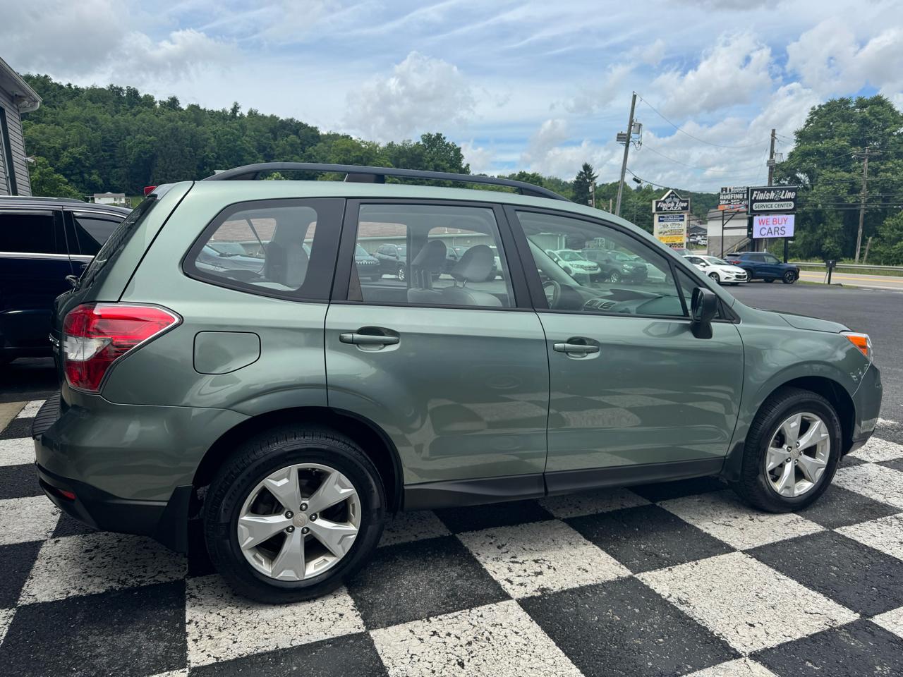 Subaru Forester 4dr CVT 2.5i PZEV 2016
