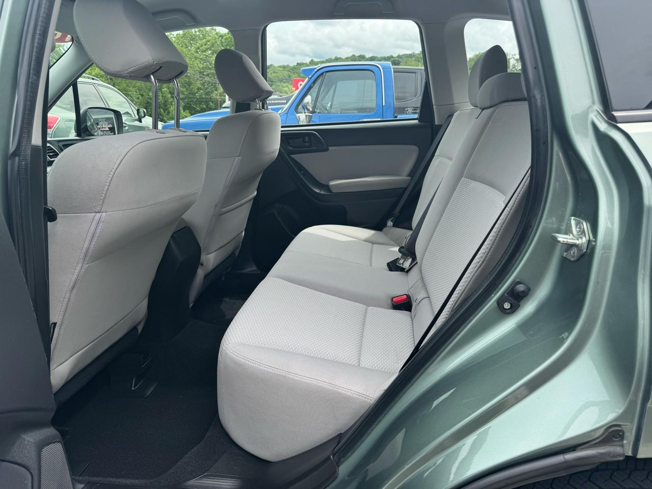 Subaru Forester 4dr CVT 2.5i PZEV 2016