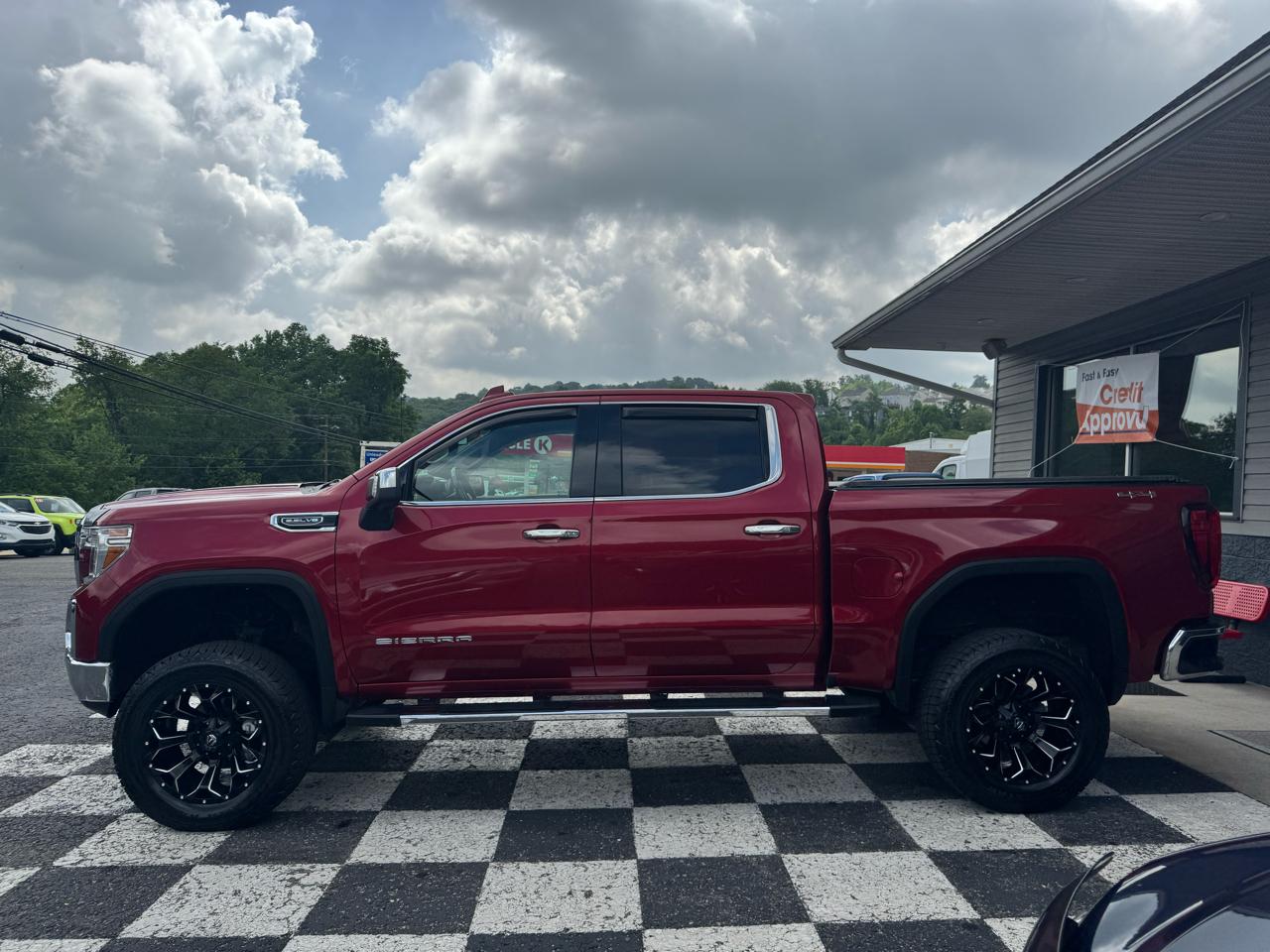 GMC Sierra 1500 4WD Crew Cab 147" SLT 2020