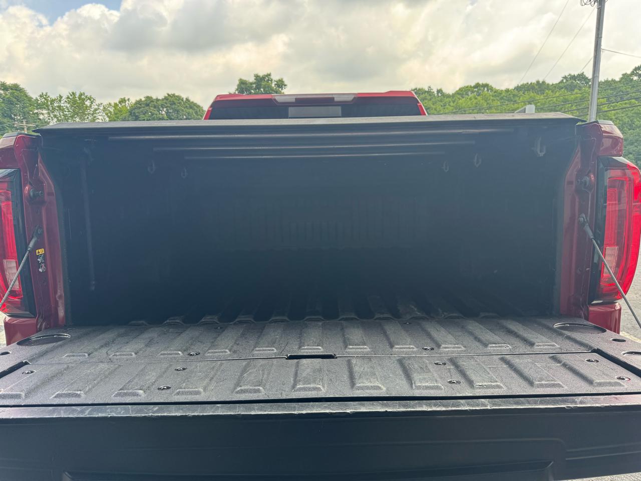 GMC Sierra 1500 4WD Crew Cab 147" SLT 2020