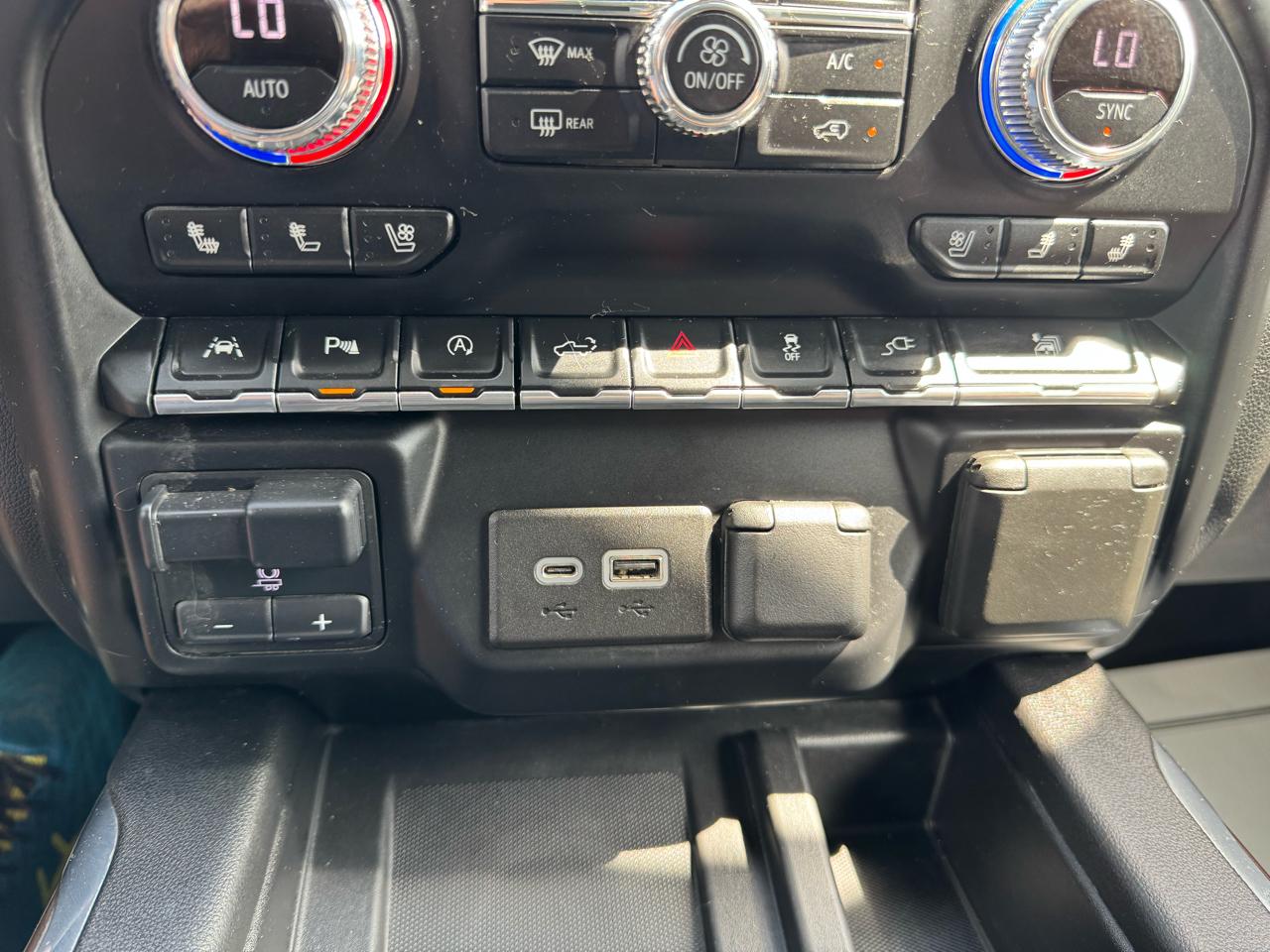 GMC Sierra 1500 4WD Crew Cab 147" SLT 2020
