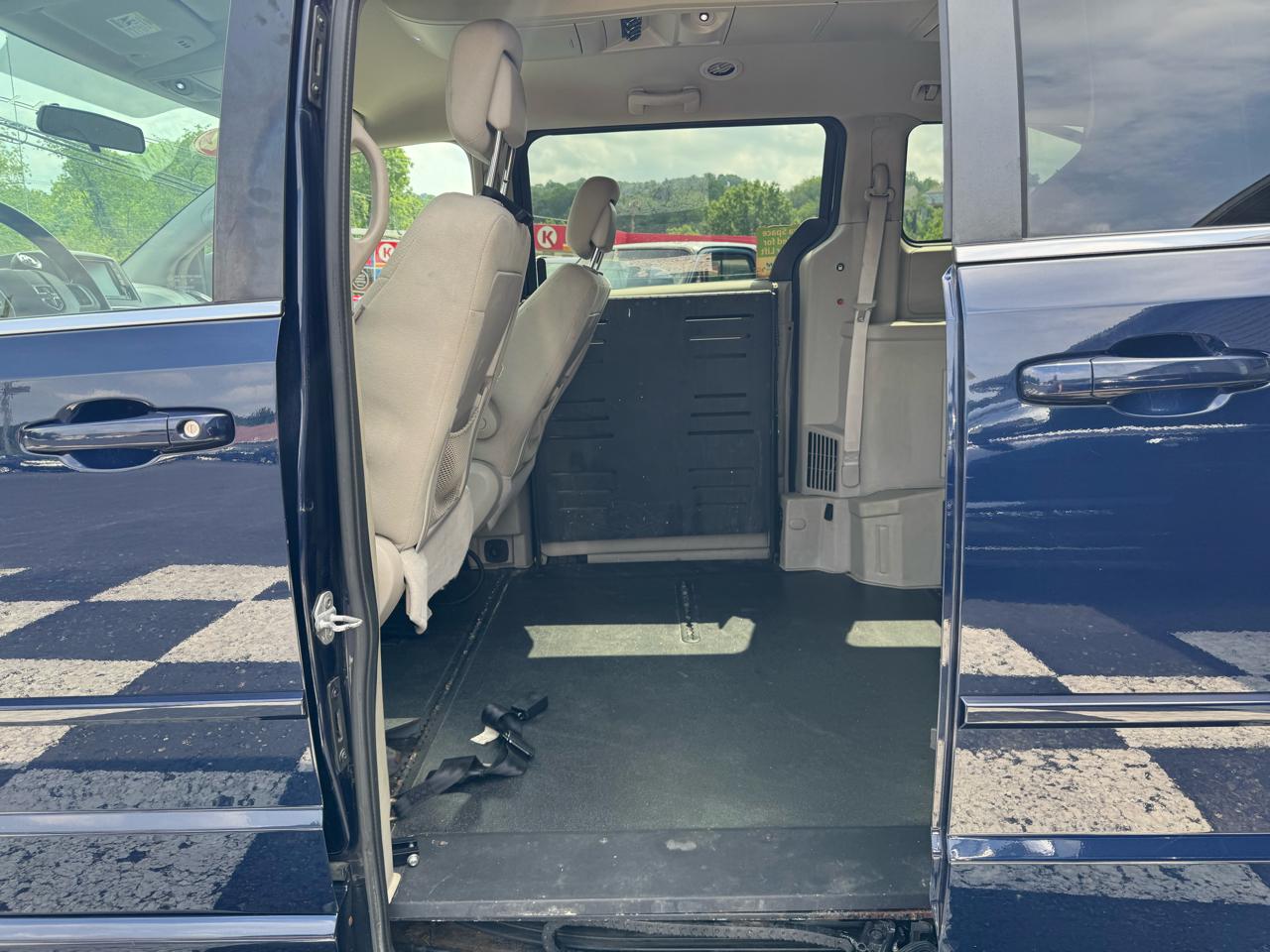 Dodge Grand Caravan  2012