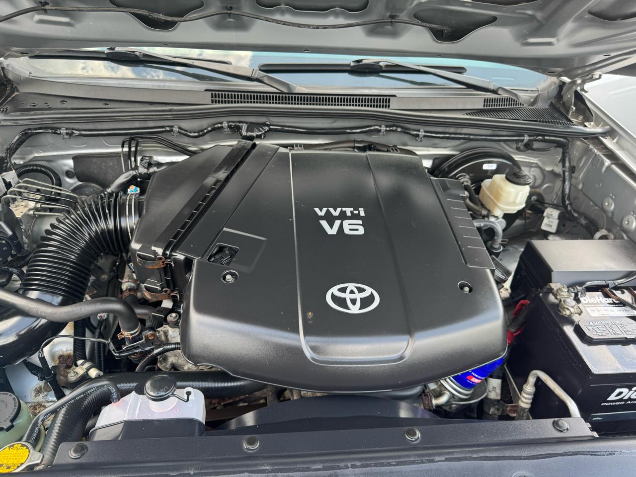 Toyota Tacoma 4WD Access Cab V6 AT SR5 (Natl) 2013