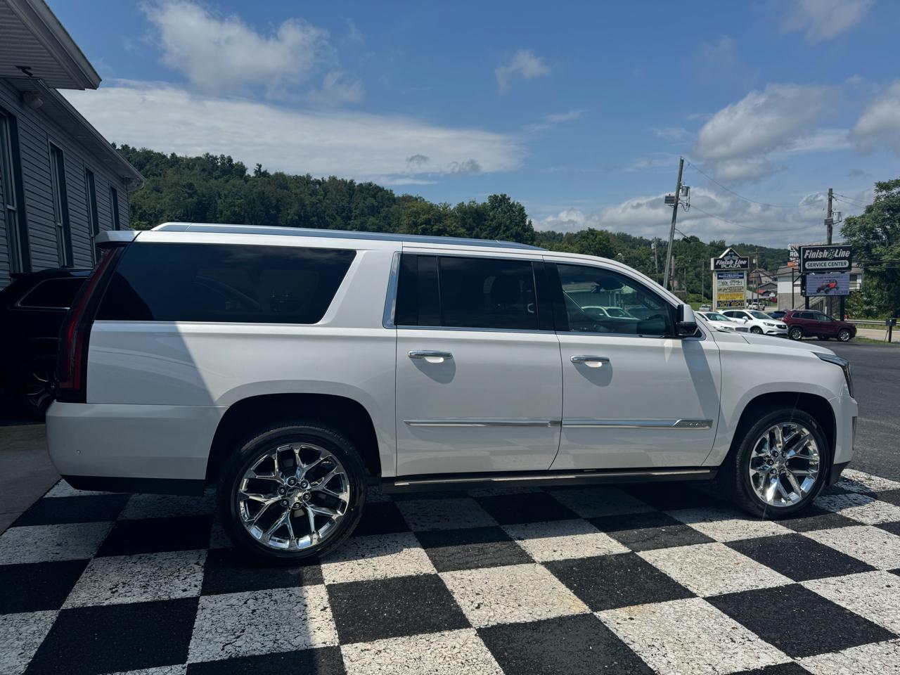 Cadillac Escalade ESV 4WD 4dr Premium Luxury 2018