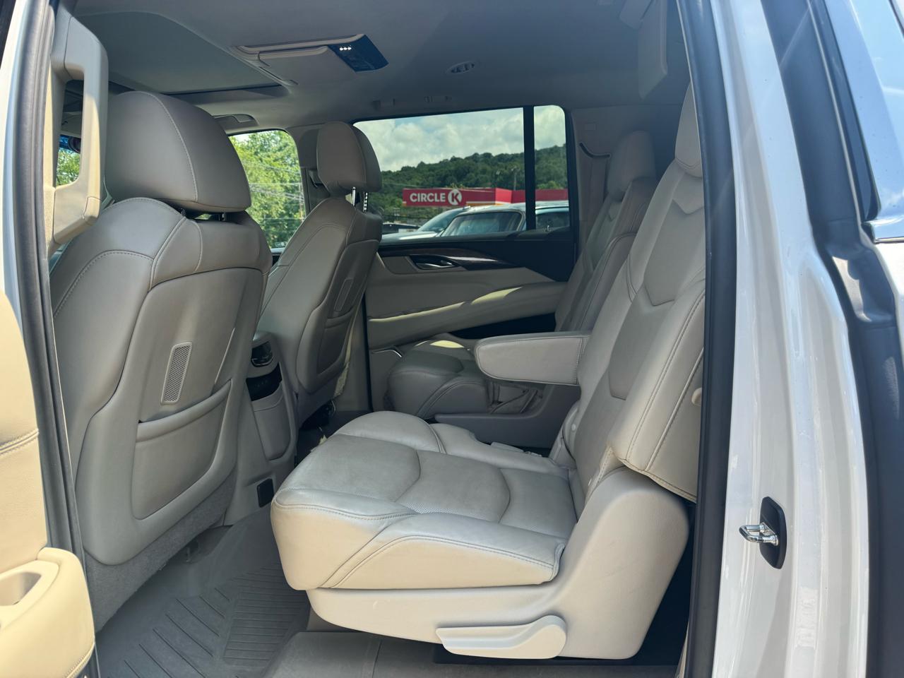Cadillac Escalade ESV 4WD 4dr Premium Luxury 2018